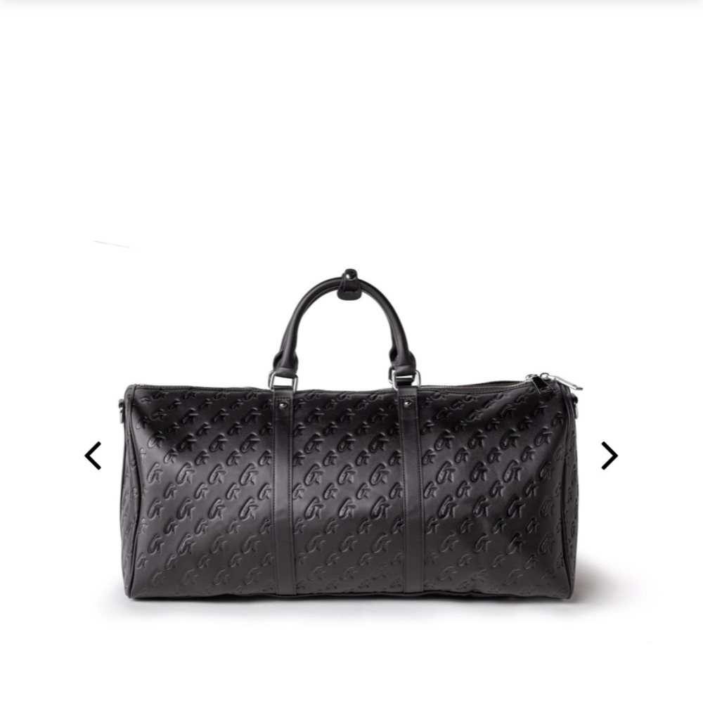 Glamaholic duffle bag NWT